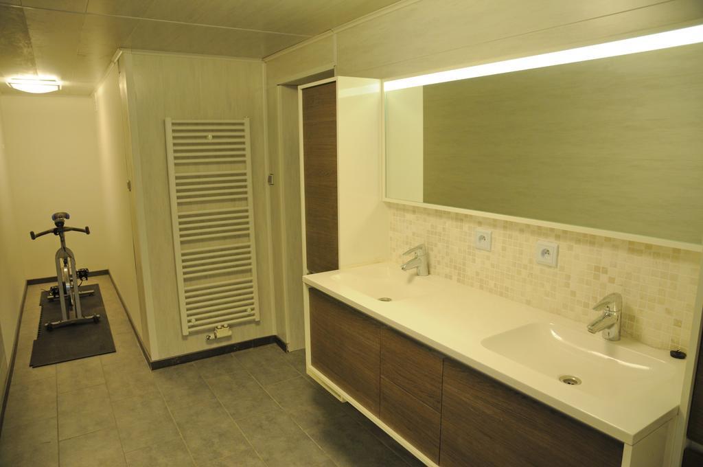 A Cote De L'Epicerie Villa Bonsin Room photo